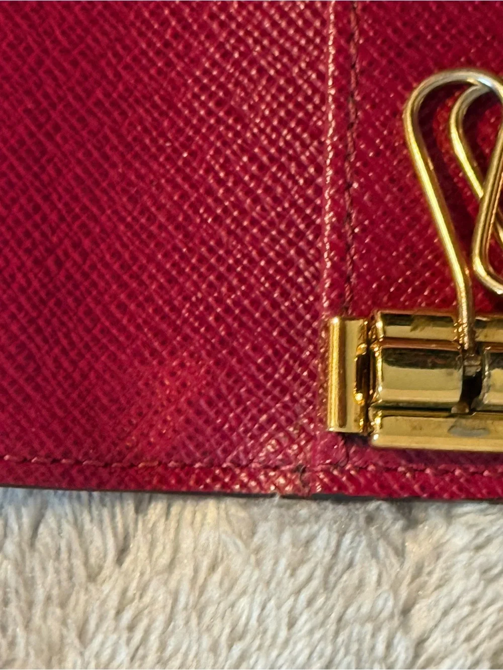 Authentic  Lv Monogram 6 ring key holder with fuschia snap and interior